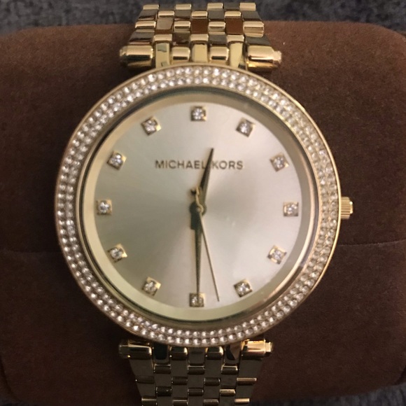 Michael Kors Gold Watch - Picture 1 of 6